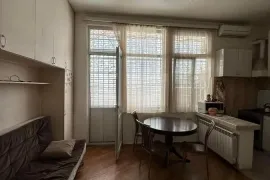 Apartment for sale, 3 Room, Old building, Tbilisi, Chugureti