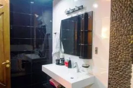 Продается квартира, 3 Kомнатная, Старое здание, Тбилиси, vake