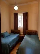 Аренда, 3 Kомнатная, Старое здание, Кутаиси, Мефесутубани