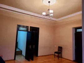 Аренда, 3 Kомнатная, Старое здание, Кутаиси, Мефесутубани