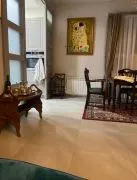 იყიდება სახლი, 7 ოთახიანი, თბილისი, დიდი დიღომი