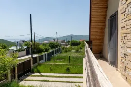 Продается Дом, 6 Kомнатная,  Окрестности Тбилиси, Коджори