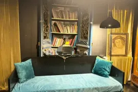 Продается квартира, 4 Kомнатная, Старое здание, Тбилиси, Мтацминда