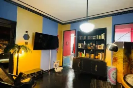 Продается квартира, 4 Kомнатная, Старое здание, Тбилиси, Мтацминда