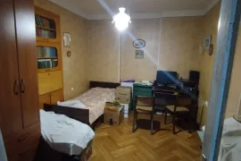 Продается квартира, 3 Kомнатная, Старое здание, Тбилиси, Плато Нуцубидзе