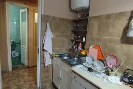 Продается квартира, 3 Kомнатная, Старое здание, Тбилиси, Плато Нуцубидзе