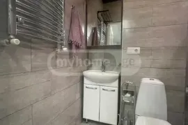 იყიდება ბინა, 3 ოთახიანი, ახალი აშენებული, ბათუმი