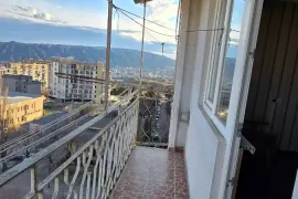 Apartment for sale, 3 Room, Old building, Tbilisi, Vazisubani