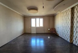 Apartment for sale, 3 Room, Old building, Tbilisi, Vazisubani