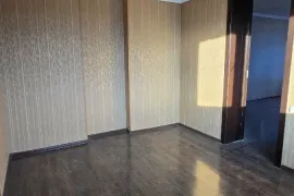 Apartment for sale, 3 Room, Old building, Tbilisi, Vazisubani