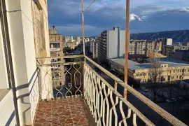 Apartment for sale, 3 Room, Old building, Tbilisi, Vazisubani