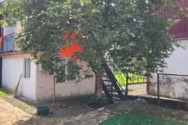 იყიდება სახლი, 3 ოთახიანი, ბათუმი
