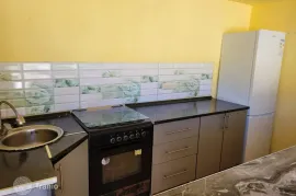 იყიდება სახლი, 3 ოთახიანი, ბათუმი