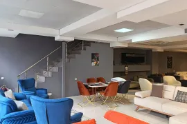 For Rent, Universal commercial space, Sanzona