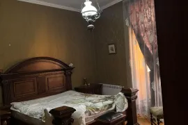 ქირავდება სახლი, 5 ოთახიანი, ქუთაისი, ქალაქ-მუზეუმი