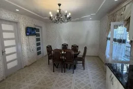 Продается Дом, 5 Kомнатная, Тбилиси, Исани