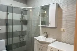 იყიდება ბინა, 3 ოთახიანი, ახალი აშენებული, ბათუმი, აეროპორტის უბანი