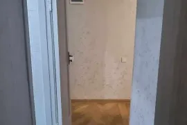 ქირავდება ბინა, 1 ოთახიანი, ძველი აშენებული, თბილისი, საბურთალო