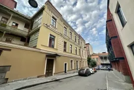 Apartment for sale, 1 Room, Old building, Tbilisi, Sololaki