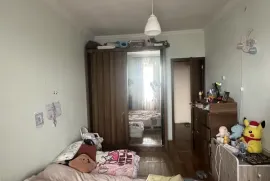 Продается квартира, 6 Kомнатная, Старое здание, Тбилиси, Глдани