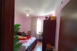Продается квартира, 6 Kомнатная, Старое здание, Тбилиси, Глдани