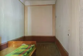 Apartment for sale, 3 Room, Old building, Tbilisi, Mtatsminda
