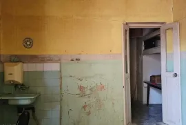 Apartment for sale, 3 Room, Old building, Tbilisi, Mtatsminda
