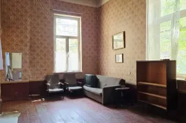 Apartment for sale, 3 Room, Old building, Tbilisi, Mtatsminda