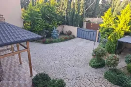 ქირავდება სახლი, 8 ოთახიანი, თბილისი, დიღომი 1-9