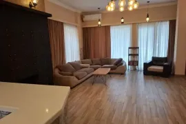 ქირავდება სახლი, 8 ოთახიანი, თბილისი, დიღომი 1-9