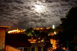 ქირავდება ბინა, 2 ოთახიანი, ახალი აშენებული, თბილისი, ძველი თბილისი