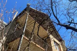 House For Sale, 6 Room, Tbilisi, saburtalo