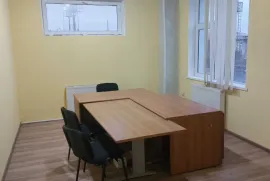 ქირავდება, საოფისე ფართი, ზუგდიდი