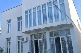 ქირავდება, საოფისე ფართი, ზუგდიდი
