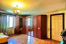 House For Sale, 15 Room, Tbilisi, Nutsubidze plateau