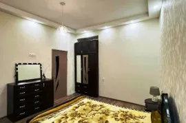 Аренда, 3 Kомнатная, Старое здание, Тбилиси, Сололаки
