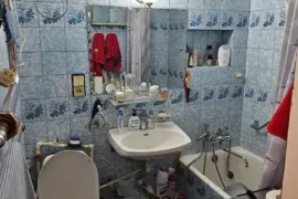 For Rent, 2 Room, Old building, Tbilisi, saburtalo