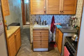 For Rent, 2 Room, Old building, Tbilisi, saburtalo