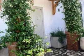 House For Rent, 8 Room, Tbilisi, Ortachala