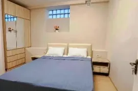 Аренда, 3 Kомнатная, Старое здание, Тбилиси, Вера