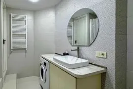 Аренда, 3 Kомнатная, Старое здание, Тбилиси, Вера