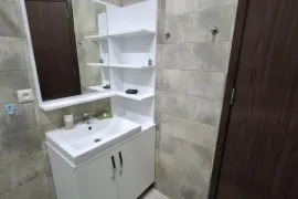 Аренда, 3 Kомнатная, Старое здание, Тбилиси, saburtalo