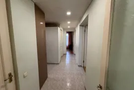 Apartment for sale, 4 Room, Old building, Tbilisi, vake