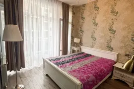 იყიდება ბინა, 3 ოთახიანი, ახალი აშენებული, ბათუმი, ძველი ბათუმის უბანი