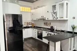იყიდება ბინა, 3 ოთახიანი, ახალი აშენებული, ბათუმი, ძველი ბათუმის უბანი