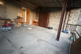 იყიდება ბინა, 2 ოთახიანი, ძველი აშენებული, თბილისი, ნაძალადევი