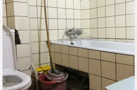 For Rent, 2 Room, Old building, Tbilisi, saburtalo