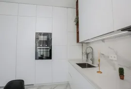 Продается Дом, 7 Kомнатная, Тбилиси