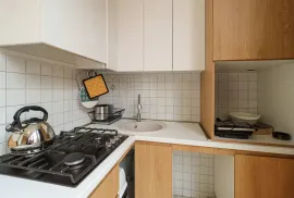 For Rent, 4 Room, Old building, Tbilisi, Vera