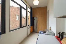 For Rent, 4 Room, Old building, Tbilisi, Vera